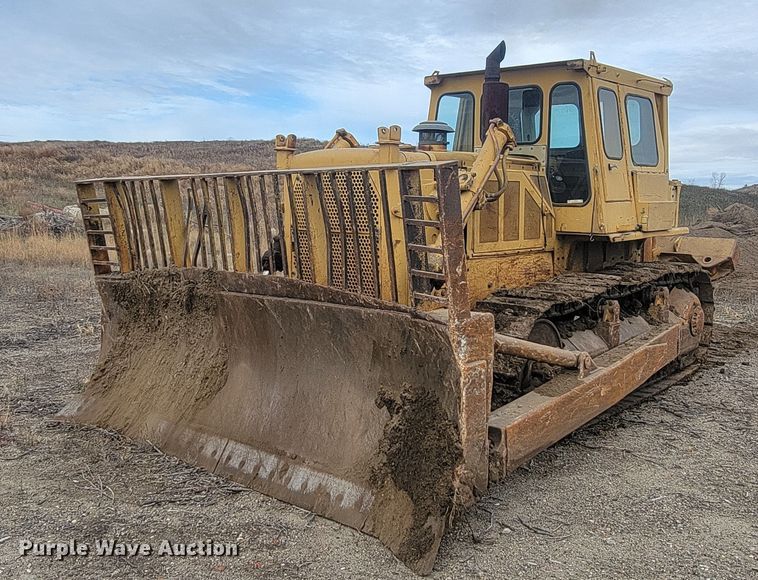 1972 Caterpillar D8H  dozer - JG9628