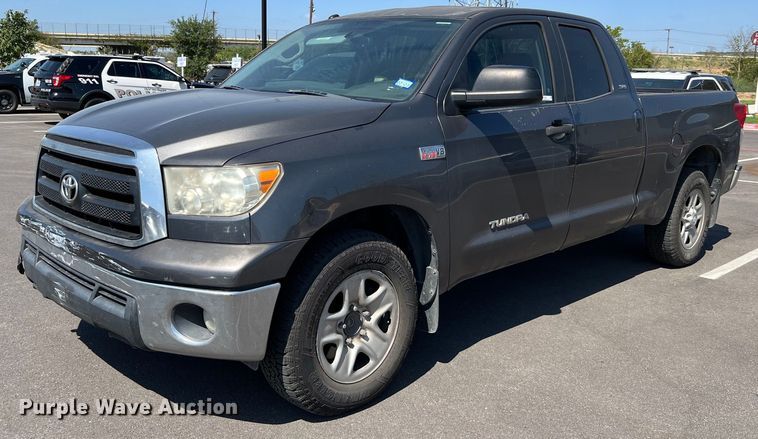 2011 Toyota Tundra SR5  Double Cab pickup truck - LF9452