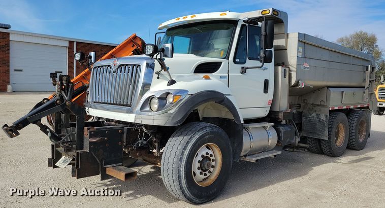 2013 International WorkStar 7500  dump truck - LO9935
