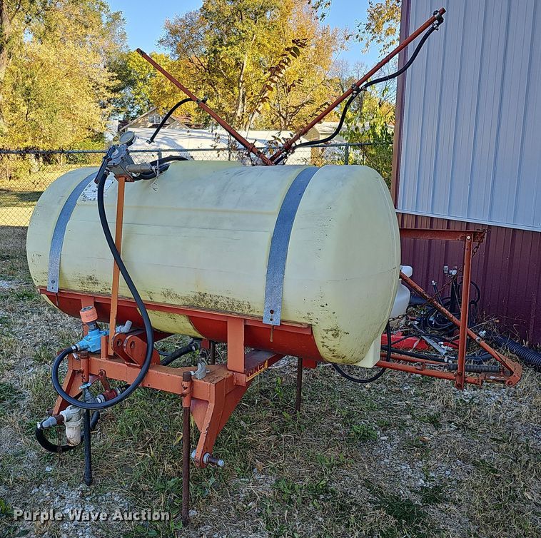 The Kuker Line  turf sprayer - MH9462