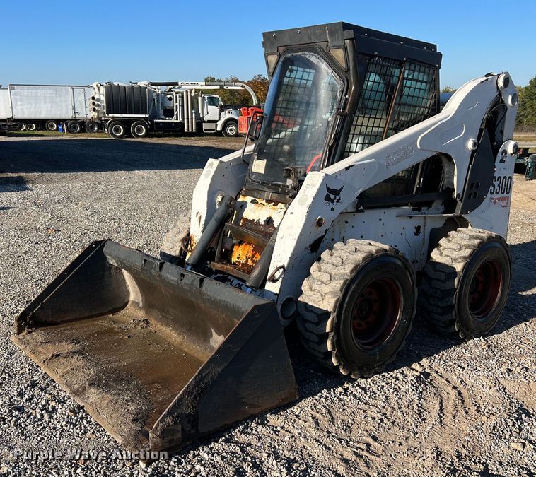 2008 Bobcat S300  skid steer loader - NI9082