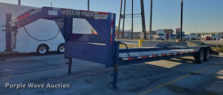 2022 Texas Pride  equipment trailer - DS5682