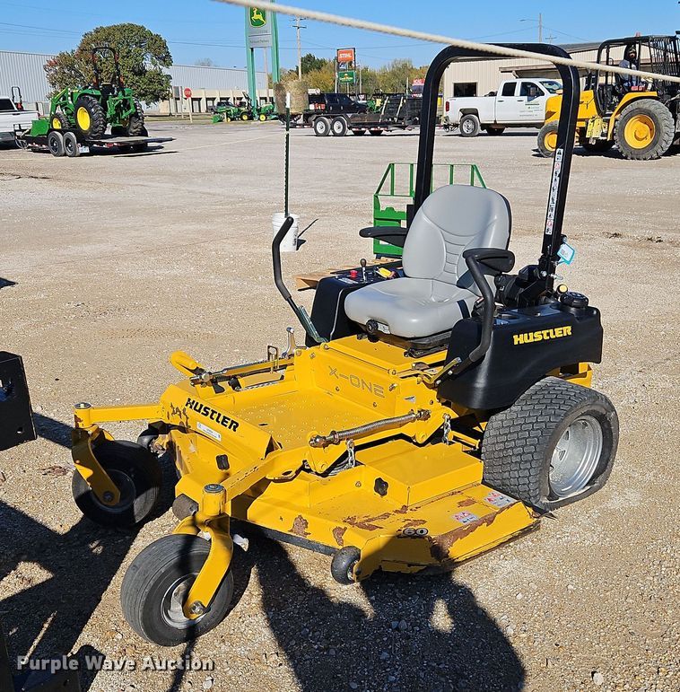 Hustler X-One  ZTR lawn mower - LB9564