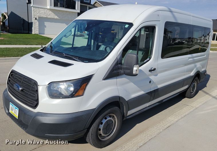 2017 Ford Transit 350  van - LO9957
