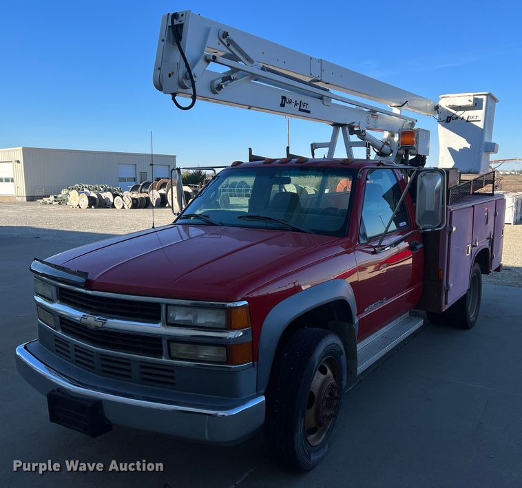1999 Chevorlet C3500 HD  utility bed pickup truck with bucket lift - OA9058