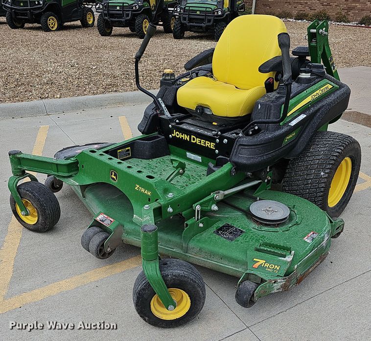 2016 John Deere Z950R  ZTR lawn mower - OL9276
