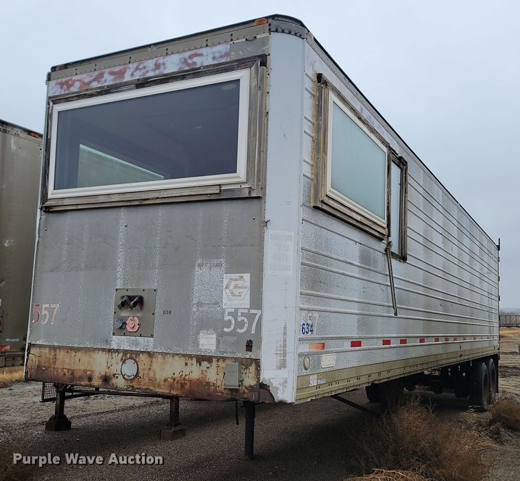 1977 Utiliity  mobile office - AF9382