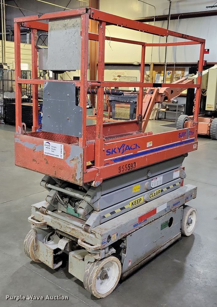 2007 Skyjack SJIII 3219  scissor lift - DN4215
