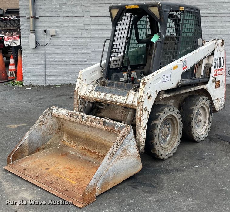 2011 Bobcat S100  skid steer loader - DP0065