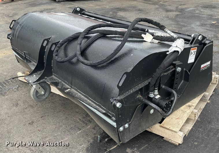 2023 Eskrine  skid steer broom - DP0091