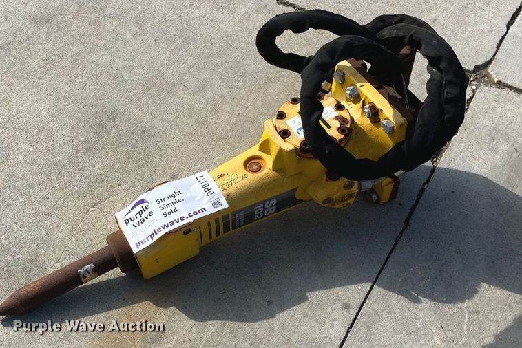 Atlas Copco SB102  breaker - DP0117