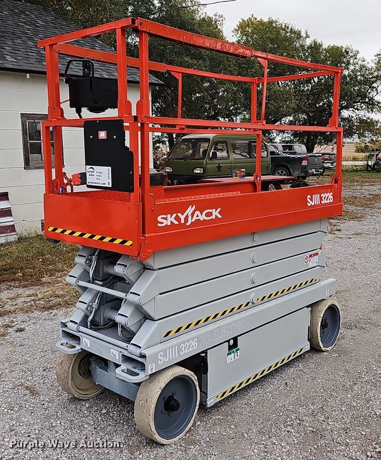 2007 Skyjack SJ3226  scissor lift - DS5655