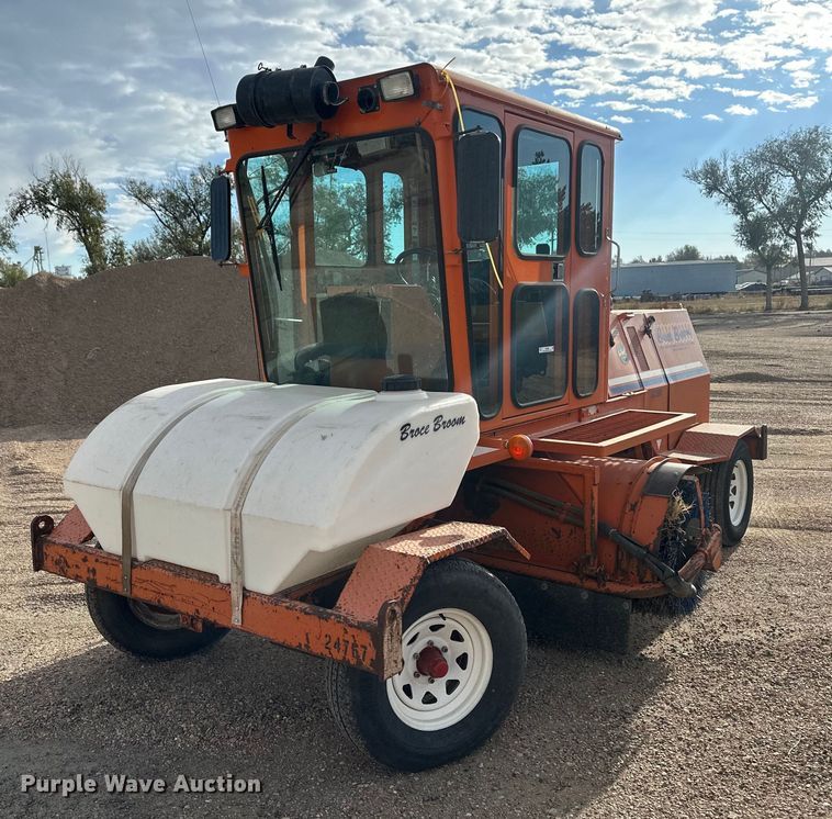 Broce RJ350  broom - IU9068