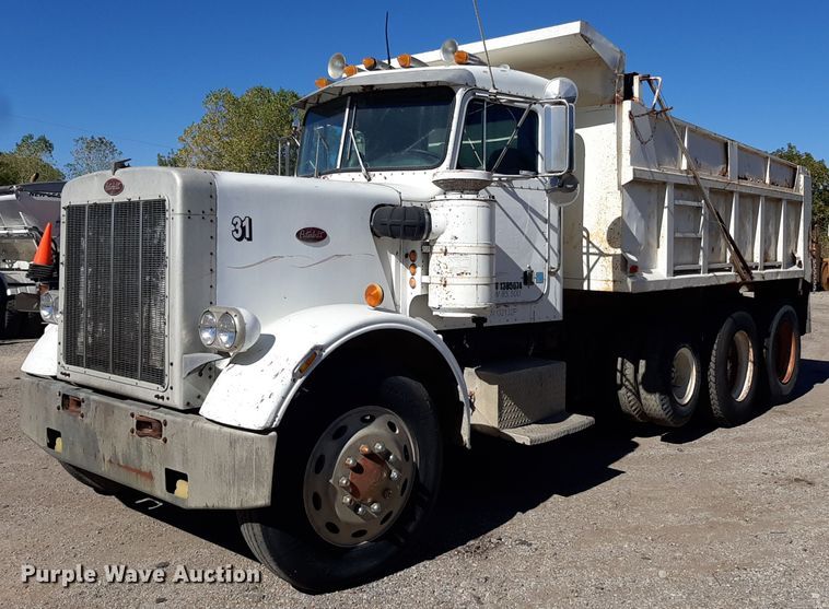 1980 Peterbilt 359  dump truck - KD9094