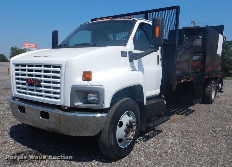 2007 GMC C6500  flatbed truck - KW9065