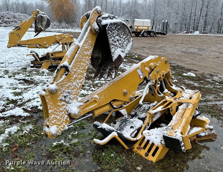2017 Vermeer B550  backhoe attachment - MQ9525