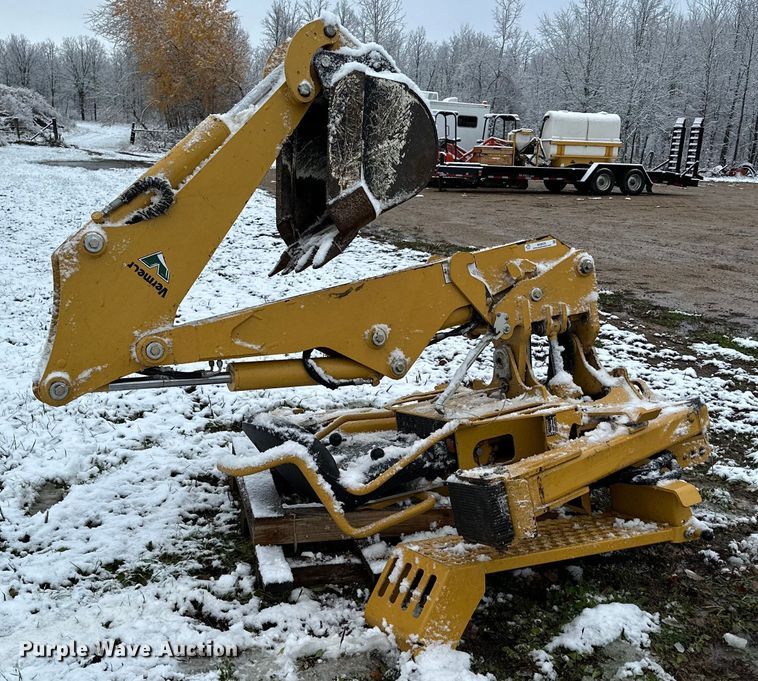 2013 Vermeer B550  backhoe attachment - MQ9526
