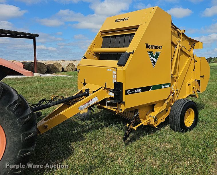 Vermeer 6650 Rancher  round baler - NP9000