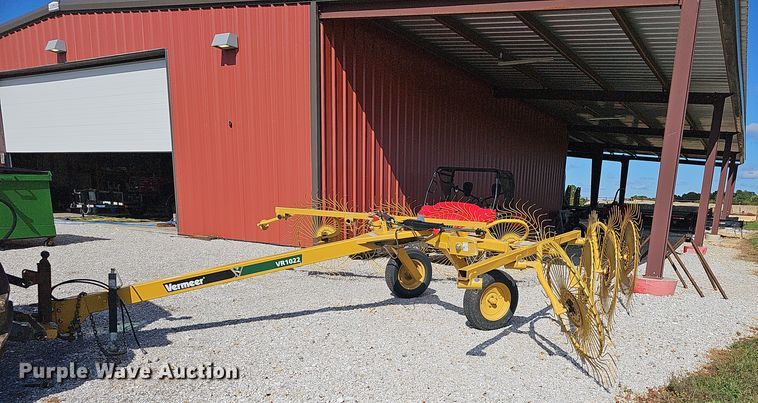 Vermeer VR1022  hay rake - NP9014