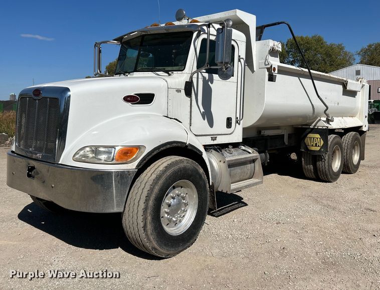 2007 Peterbilt 335  dump truck - NQ9920