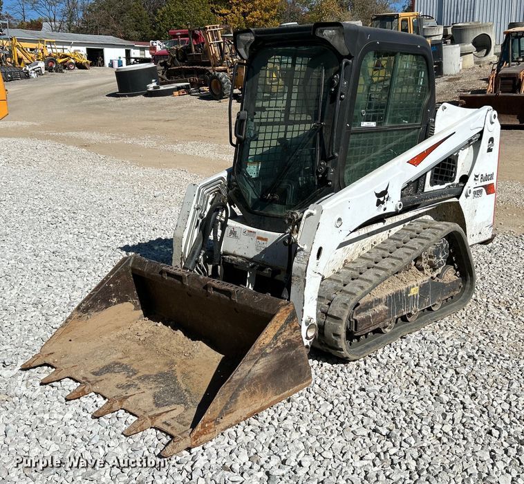 2019 Bobcat T450  tracked skid steer loader - NR9274