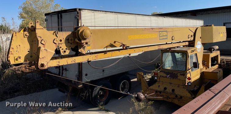 1973 Clark 714  crane - NX9970