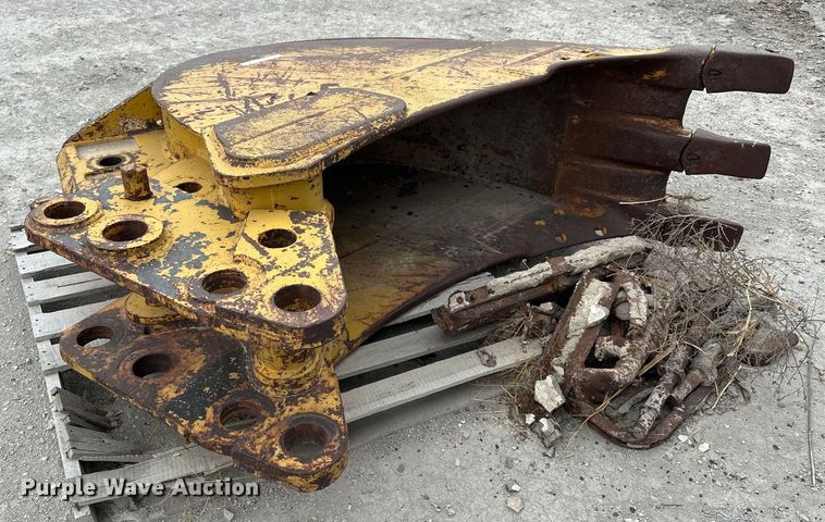 Hensley  excavator bucket - OK9041