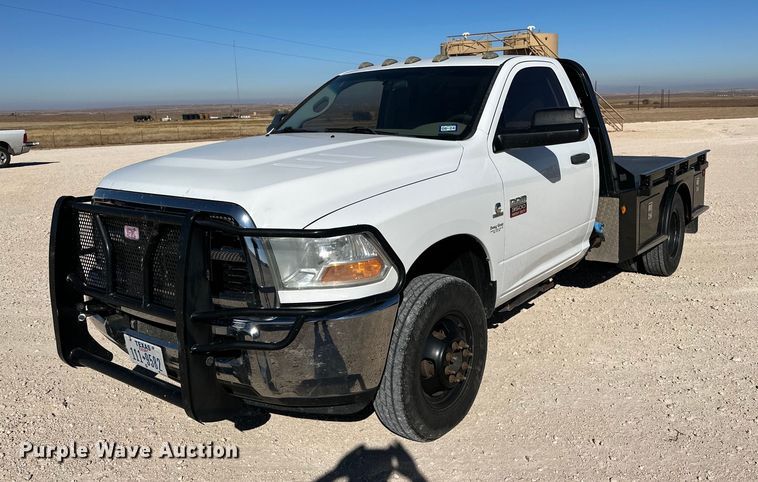 2012 Dodge Ram 3500  flatbed pickup truck - KX9727