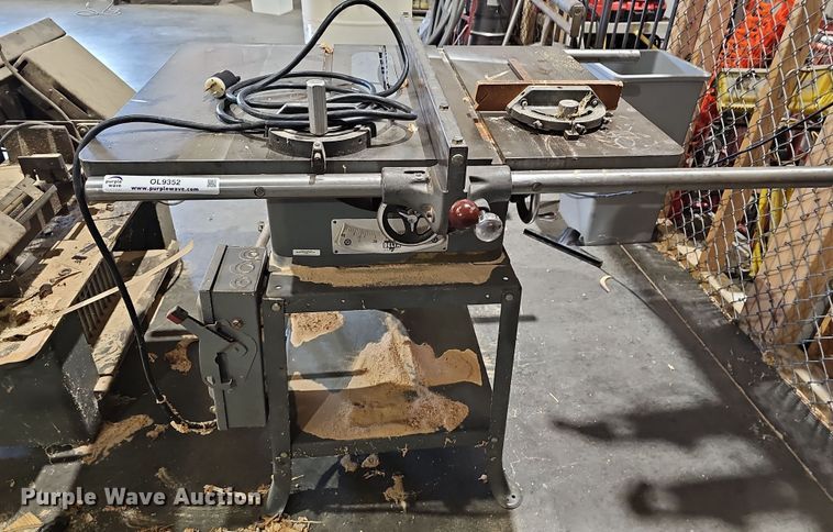 Delta  table saw - OL9352