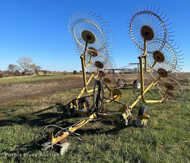 Vermeer WR-22  hay rake - DW2907