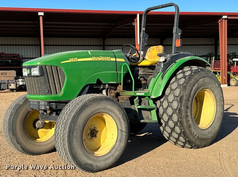 John Deere 5525  tractor - GG9851