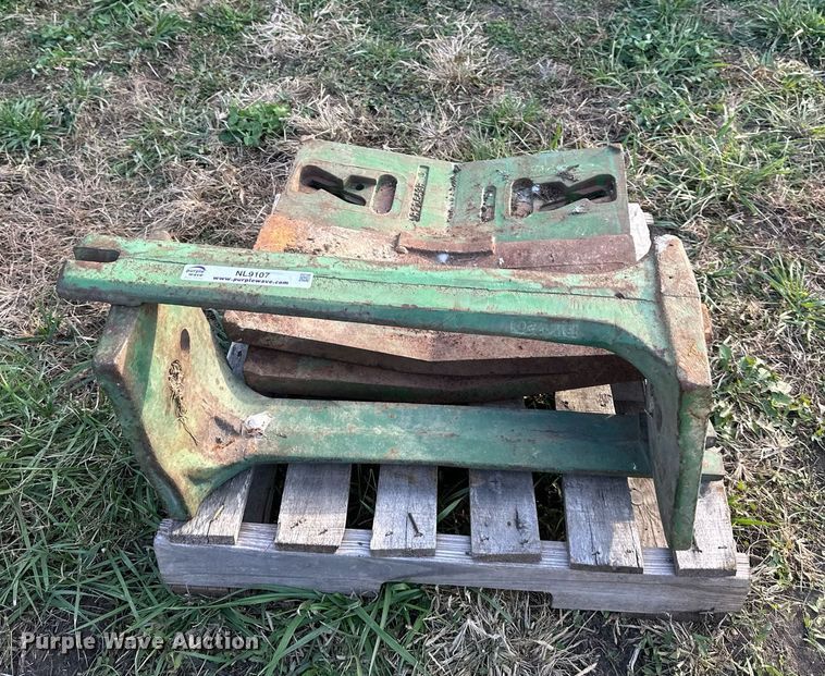 John Deere  front weights - NL9107