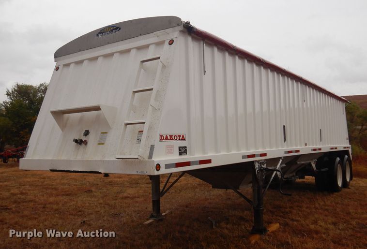 2005 Dakota  grain trailer - OF9565