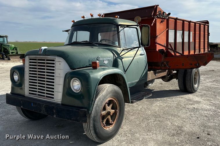 1970 International Harvester Loadstar 1600  feed delivery truck - OK9193