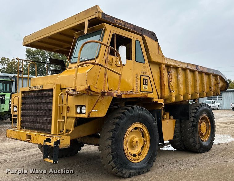 1980 Caterpillar 769C  haul truck - JE9423