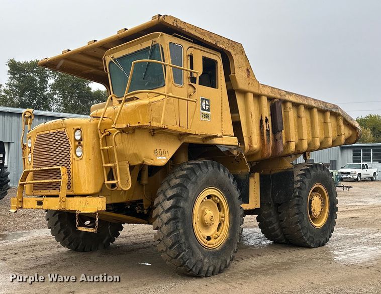 1975 Caterpillar 769B  haul truck - JE9472