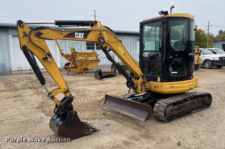 2005 Caterpillar 303CR  mini excavator - JE9477