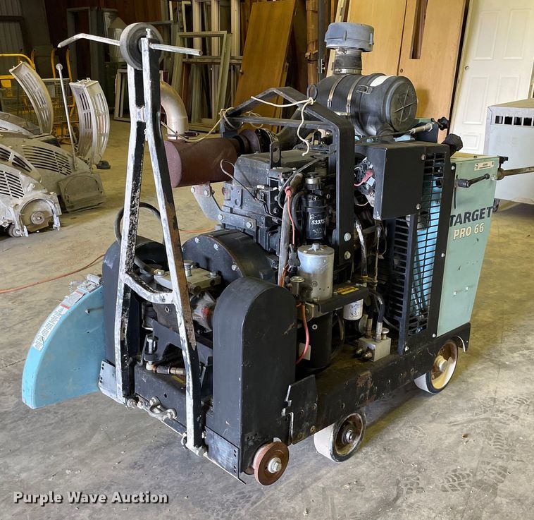 2004 Target Pro 66  concrete saw - JE9485