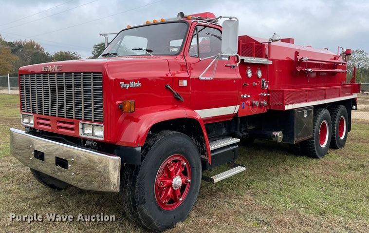 1987 GMC C7000  pumper fire truck - LV9193