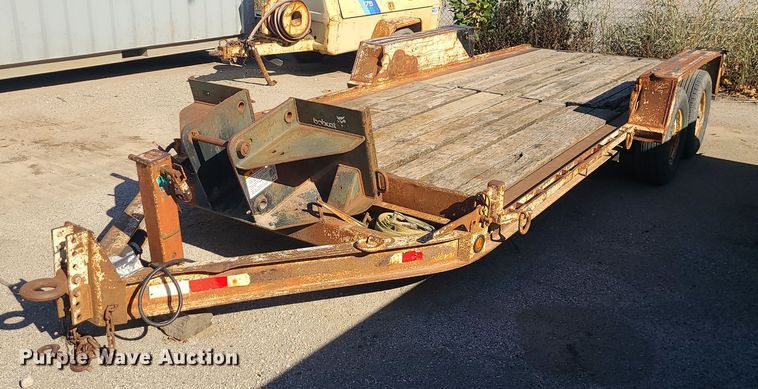 2000 Towmaster  equipment trailer - DI3028