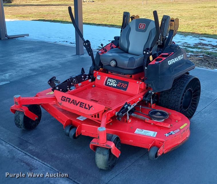 Gravely Proturn 272  ZTR lawn mower - DK4155
