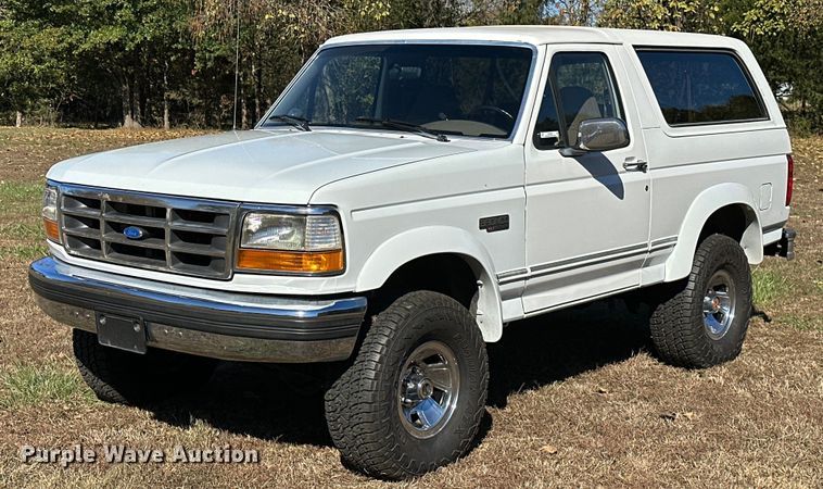 1993 Ford Bronco  SUV - KT9224