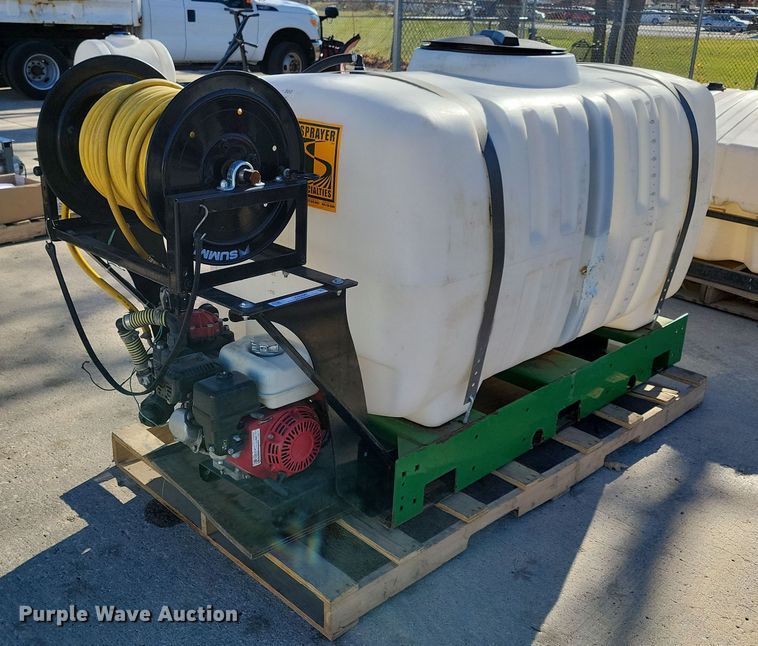 Ace Roto-Mold  turf sprayer - LC9290