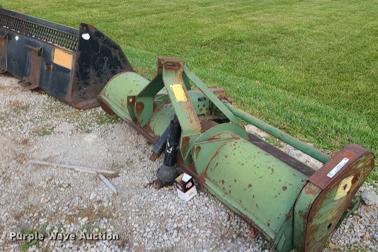 John Deere  flail mower - LJ9329