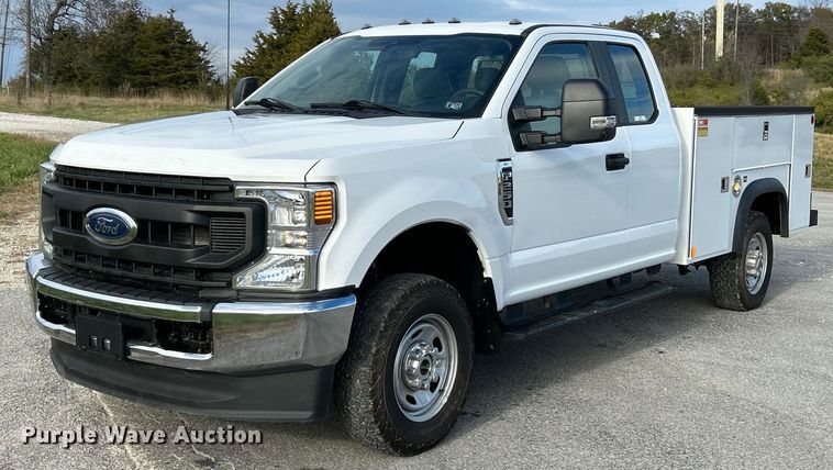 2022 Ford F250 Super Duty XL  SuperCab utility bed pickup truck - NR9380