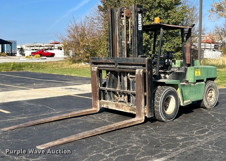 Clark C500Y 135  forklift - NR9405