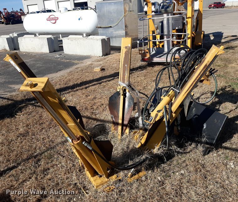 1994 Vermeer TS20  skid steer tree spade - OF9611
