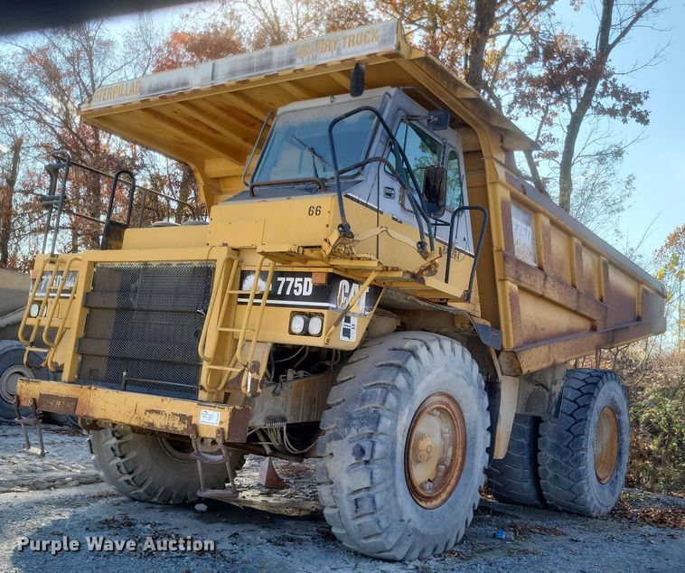 2000 Caterpillar 775D  haul truck - DK1186