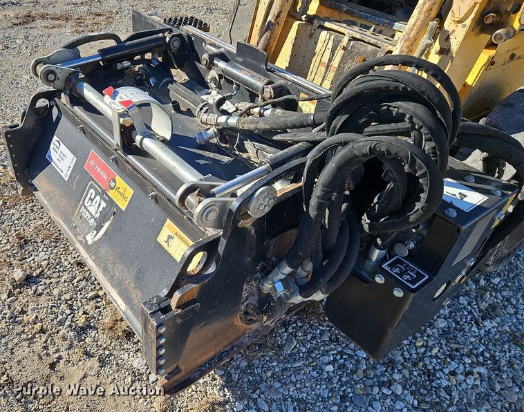 Caterpillar PC310B  skid steer cold planer - DN7123