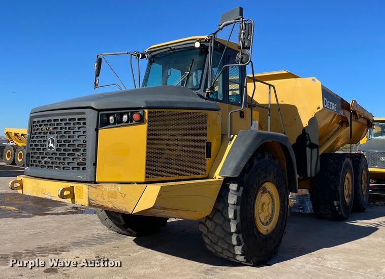 2015 John Deere 410E  haul truck - DQ2275